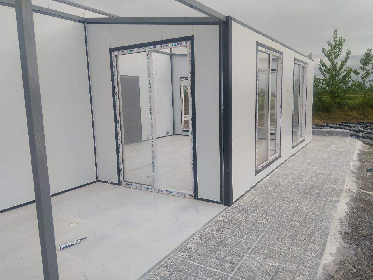 ۱۴۰۳-ساختمان پیش ساخته-دفتر اداری-گلخانه نظری -صومعه سرا- تصویر ۶